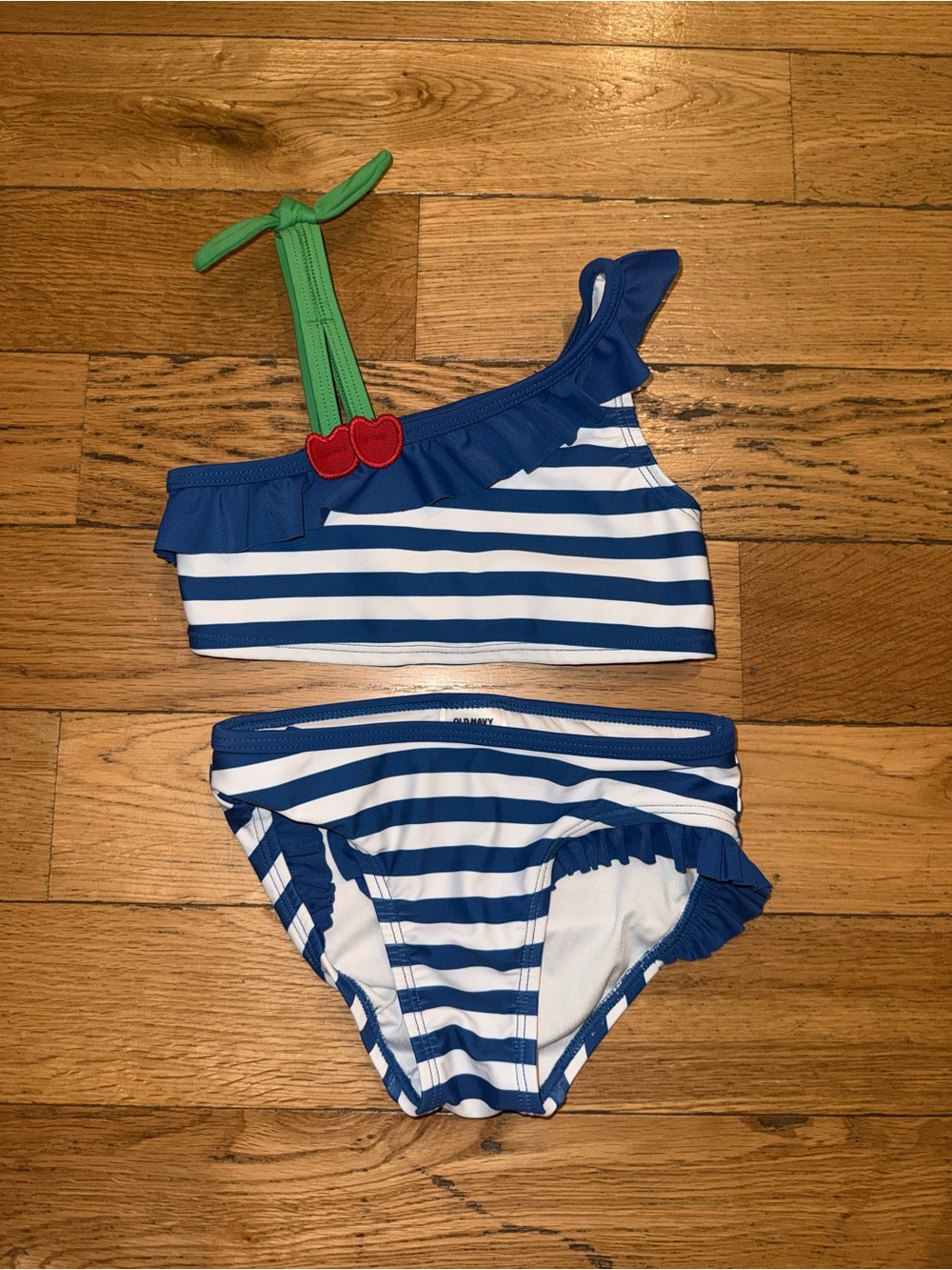 Girls Old Navy size 4 swimsuit